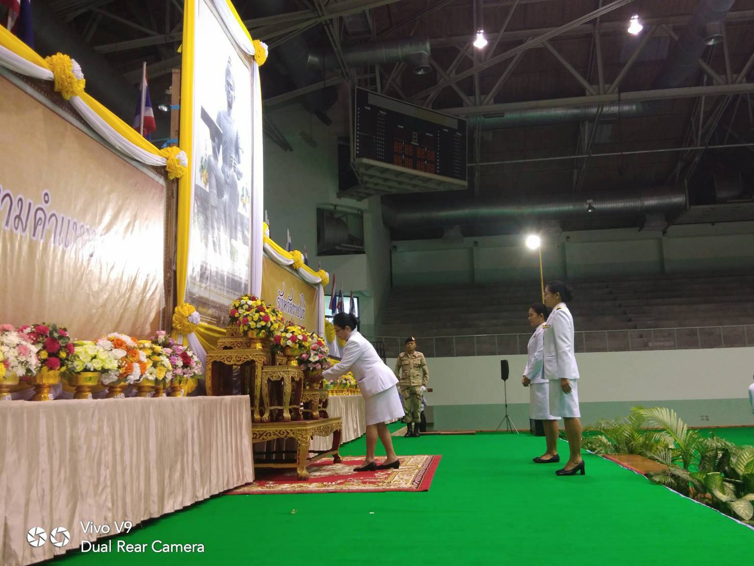 ﻿สำนักงานบังคับคดีกลุ่มจังหวัดที่ 7 (Sandbox) เข้าร่วมวางพานพุ่มดอกไม้สดถวายราชสักการะ เนื่องในวันพ่อขุนรามคำแหงมหาราช